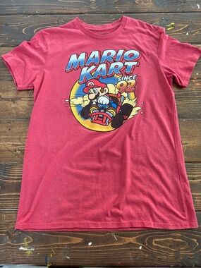 **Mario Kart** VINTAGE Graphic Tee Red
NINTENDO Medium M